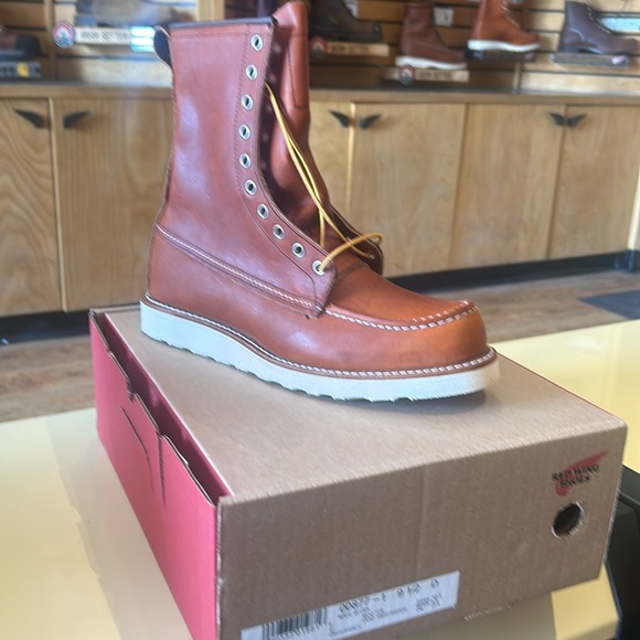COPY - Red Wing Heritage Boot 877 - Picture 2 of 4